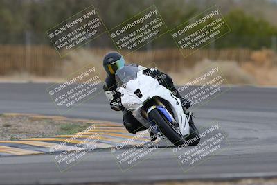 media/Jan-15-2023-SoCal Trackdays (Sun) [[c1237a034a]]/Turn 3 (1115am)/